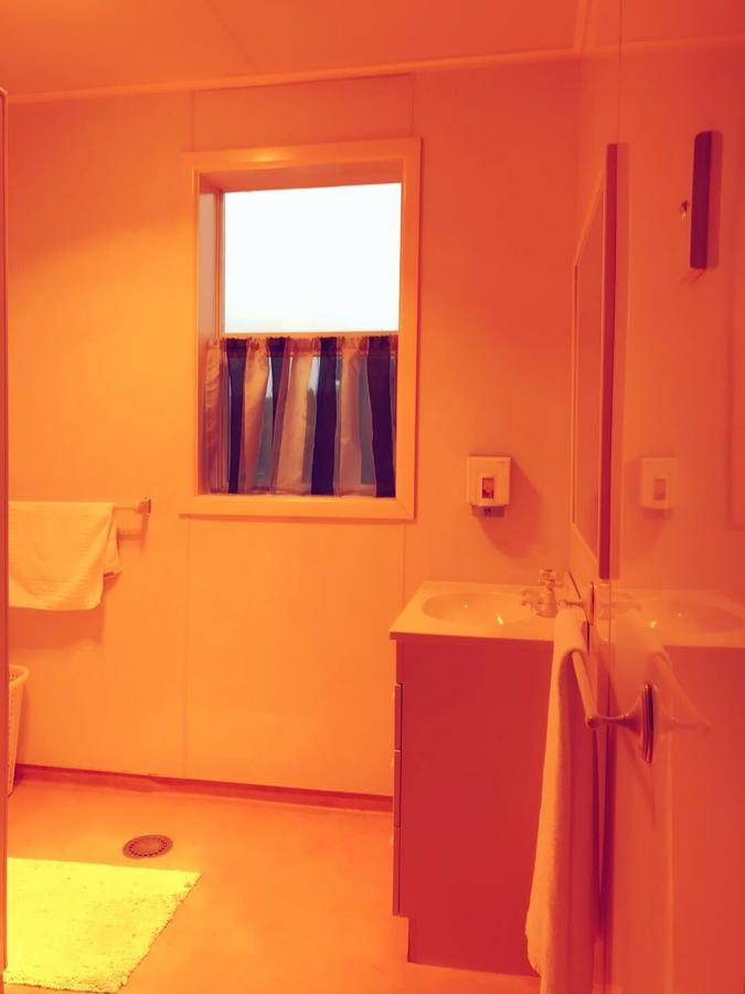 Otautau Hotel Екстериор снимка
